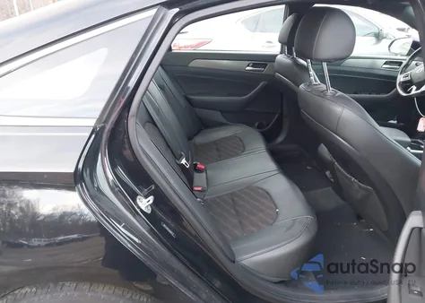 2018 Hyundai Sonata Sport 2.0T z USA, uszkodzony, nr VIN 5NPE34ABXJH666470